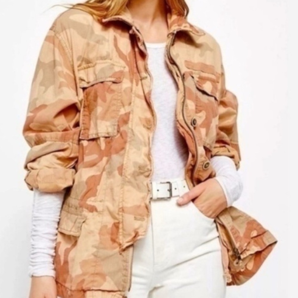 FREE PEOPLE CAMO UTILITY JACKET WOMEN’S SMALL 100% COTTON MILITARY CARGO BOHO - Picture 3 of 13